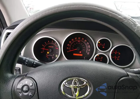 2010 Toyota Tundra Grade 5.7L V8 from USA, damaged, VIN 5TFUW5F12AX152044